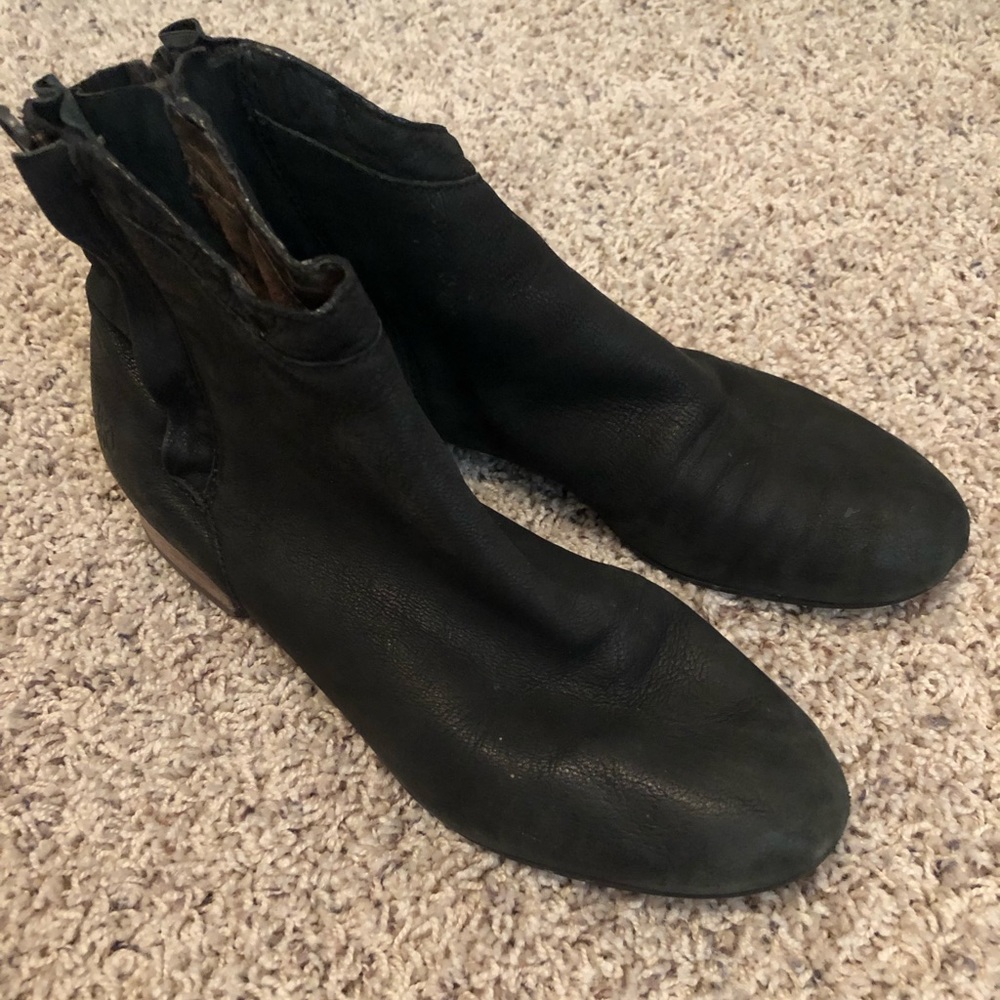 Sam Edelman booties - Picture 3 of 6